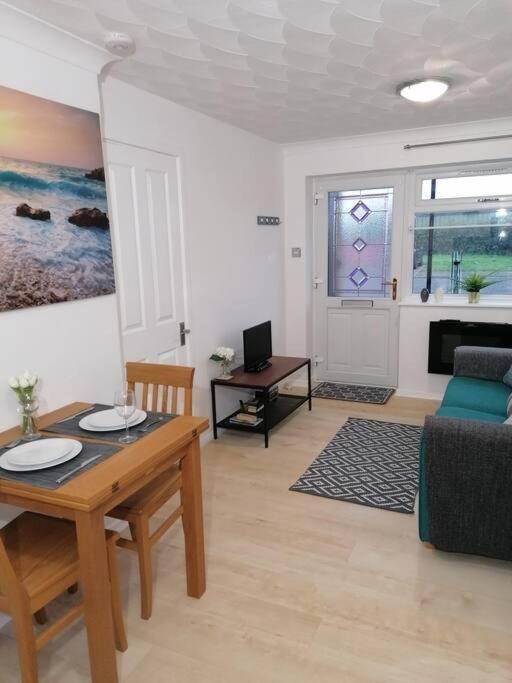 Entire Cosy Bungalow Close To Beach هيشام المظهر الخارجي الصورة